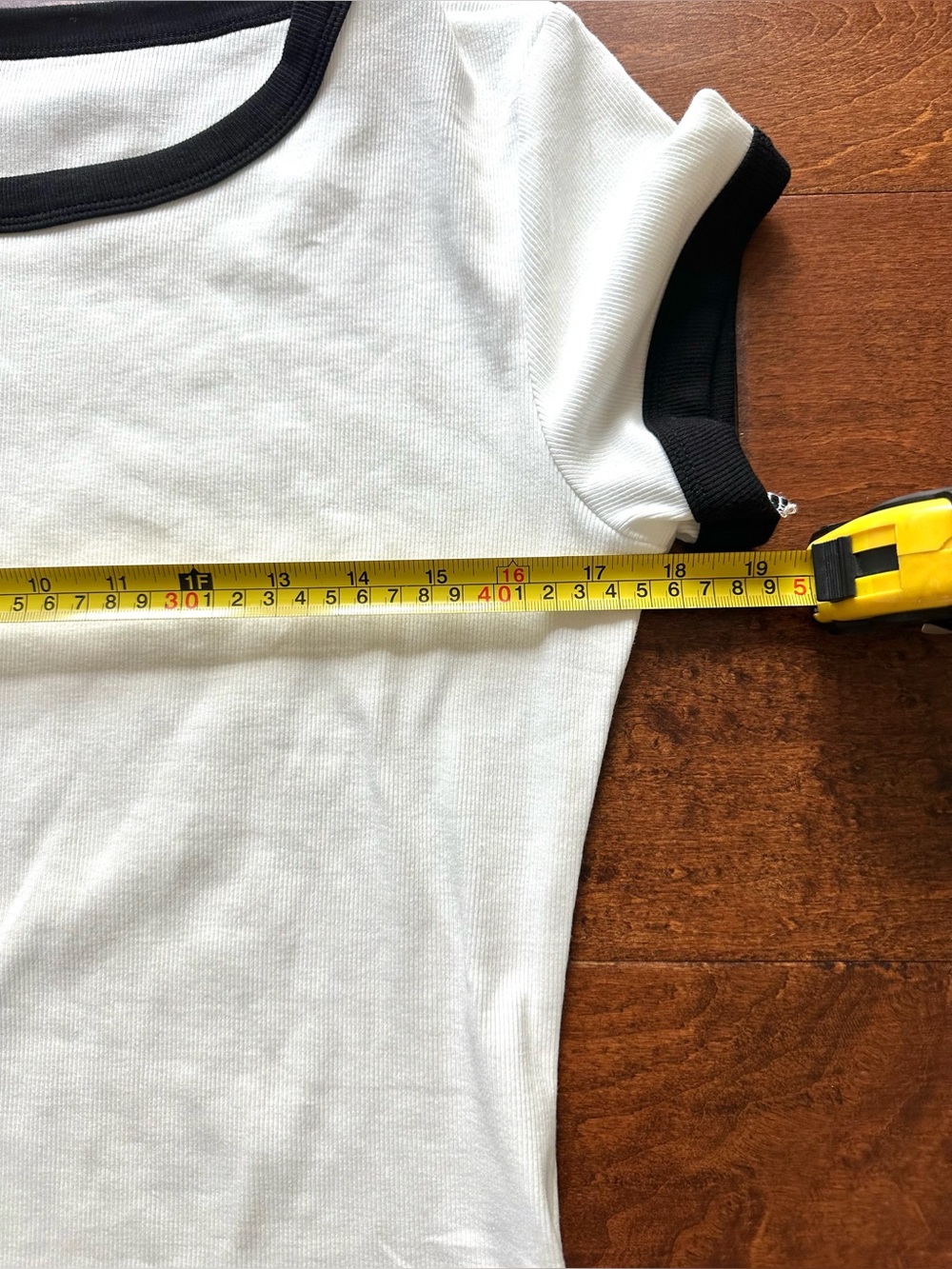 Darong NWT White Black Ringer Tee Ribbed Stretch Top XL - Picture 8 of 9